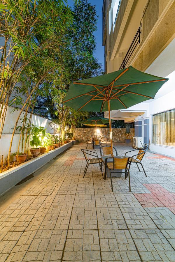 Hotel Athome , Whitefields, Kondapur Хидерабад Екстериор снимка
