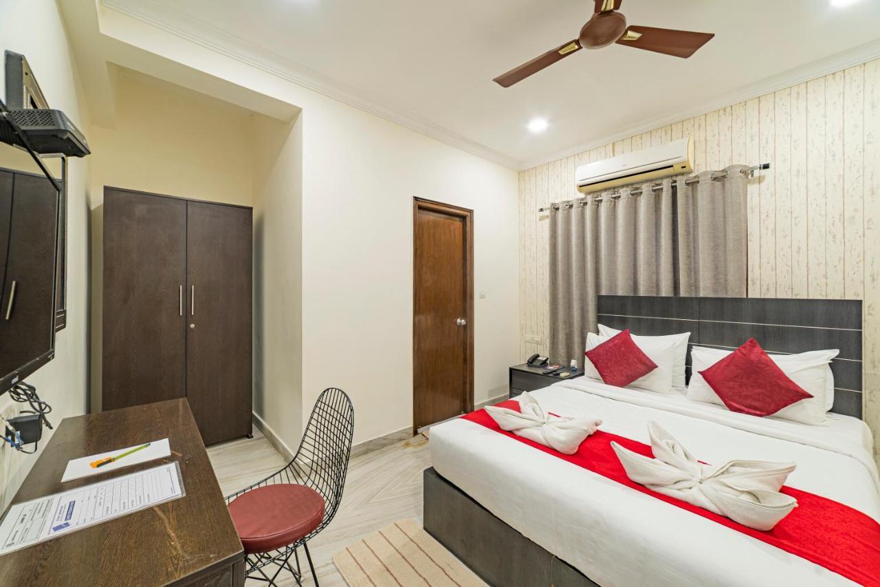 Hotel Athome , Whitefields, Kondapur Хидерабад Екстериор снимка