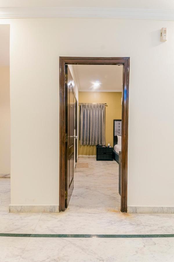 Hotel Athome , Whitefields, Kondapur Хидерабад Екстериор снимка